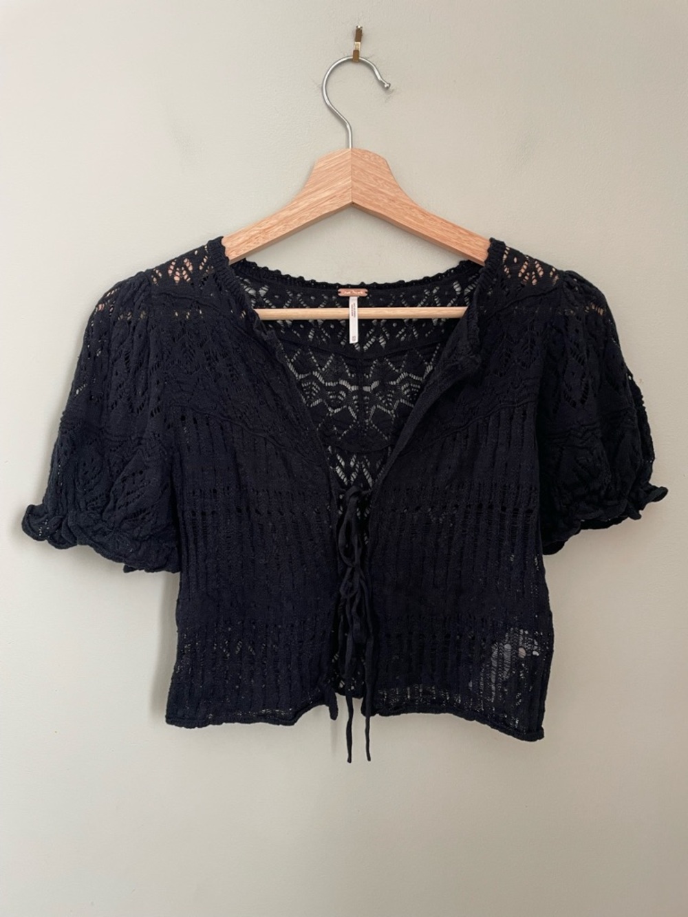 Free People Lucie Crochet Crop Cardigan Sweater Size XS Black Cottagecore Boho - Picture 3 of 10